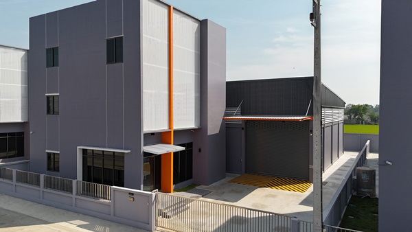 BIGGERLAND PHASE 4 - คลอง 8 โรงงานพร้อมออฟฟิศมาตรฐานอุตสาหกรรม บนทำเลสีม่วงเข้ม! โทร. 099-261-2555